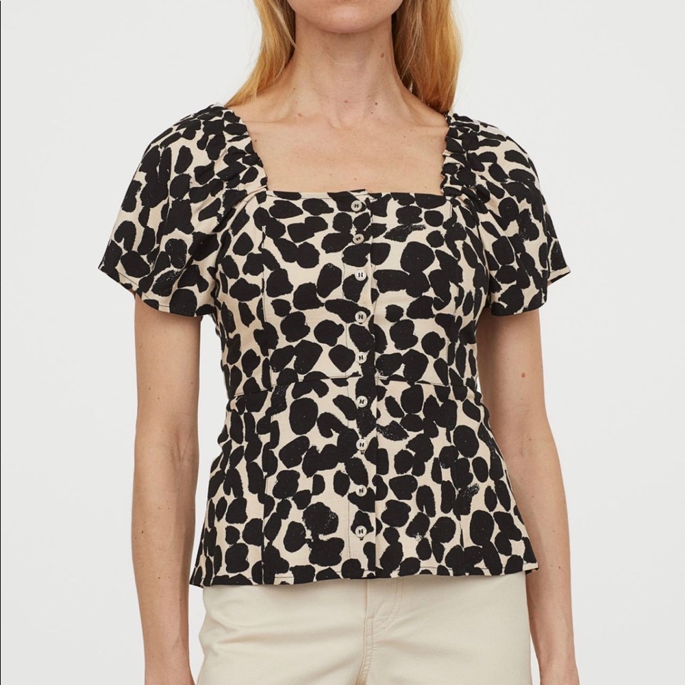 H&M button front puff sleeve print top 🖤🤍